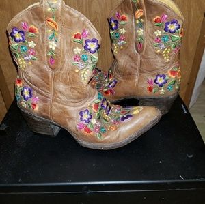 Old Gringo - Size 9 - Embroidered Cowboy Boots